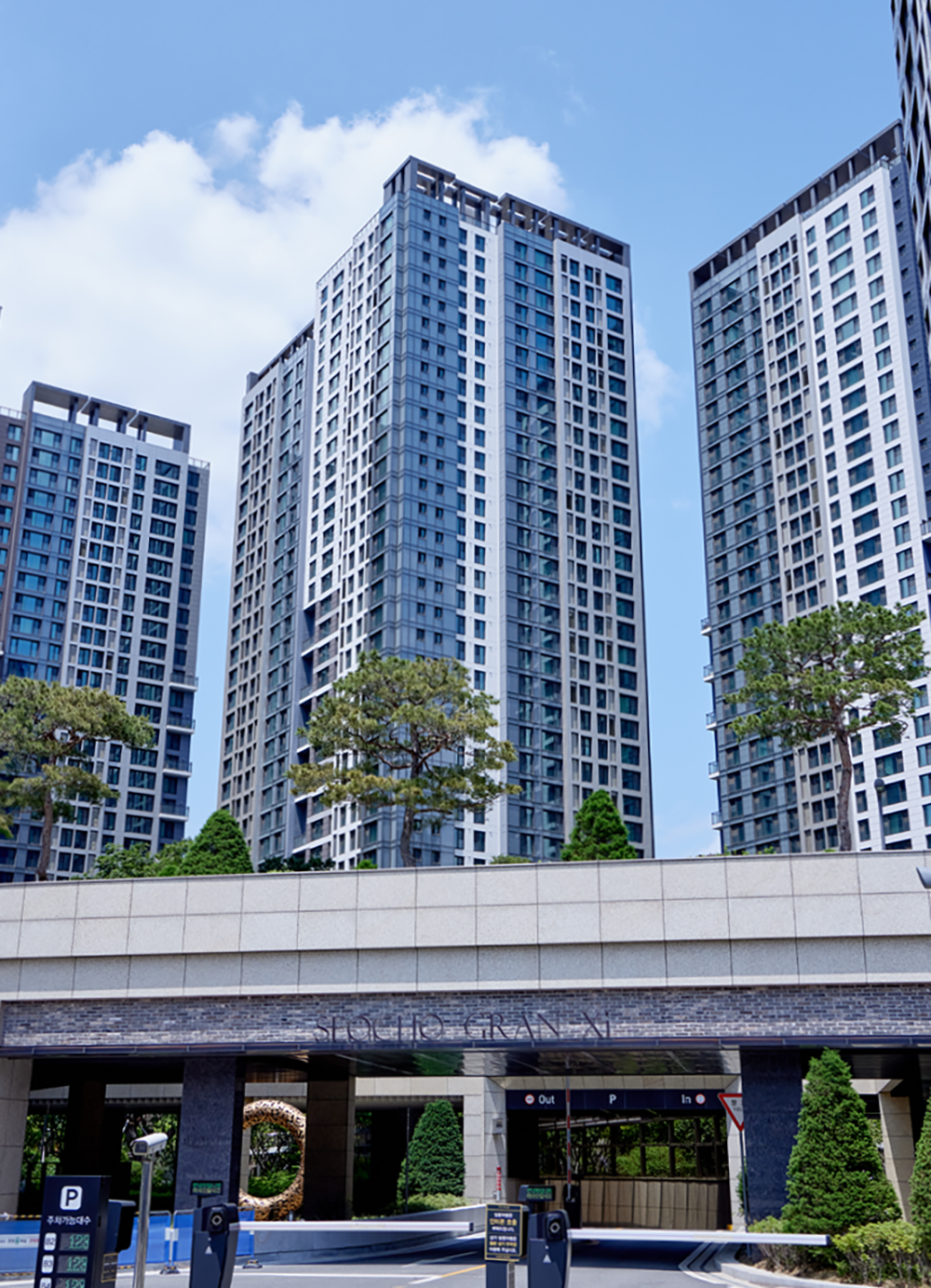 아파트로 직접 찾아 가는 아웃도어 이벤트.  강남·서초·송파·판교 등지에 위치한 프리미엄 아파트 커뮤니티센터에서 진행되는 브랜드 부스 체험 행사.